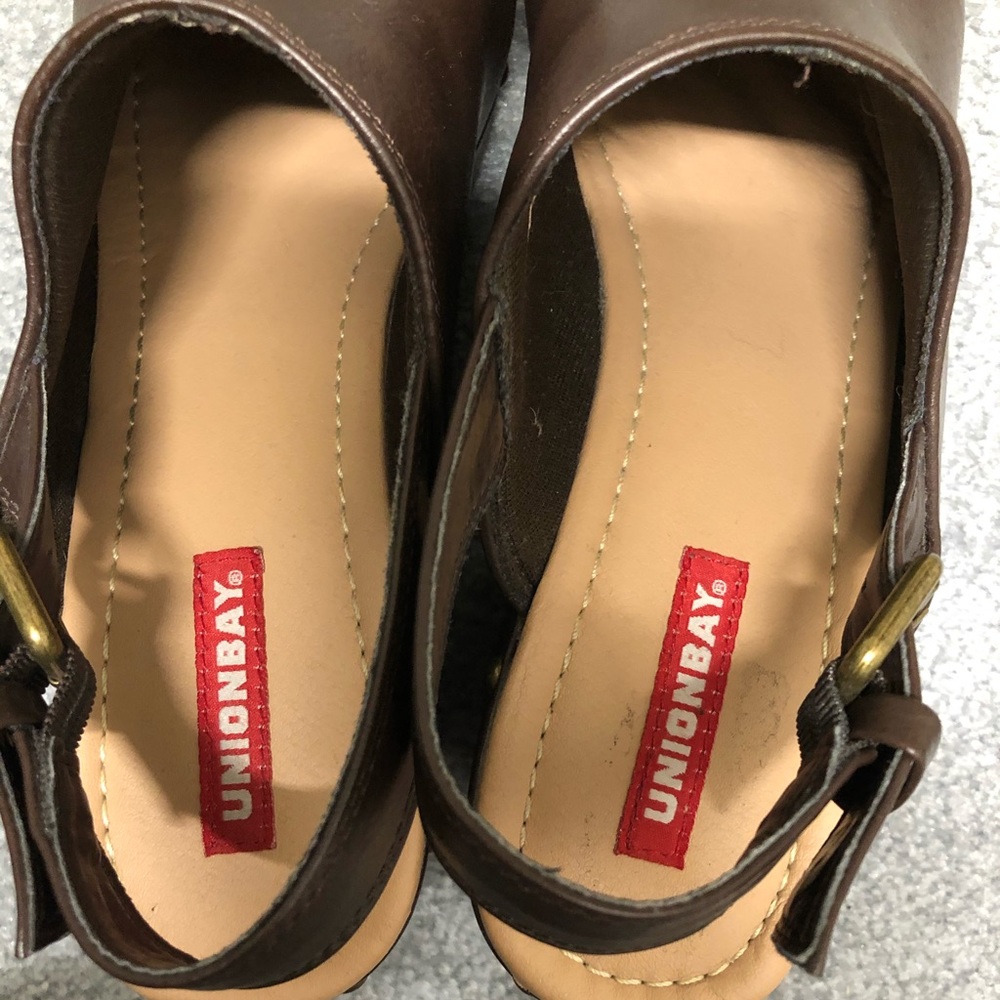 Retro Clogs - Picture 4 of 5